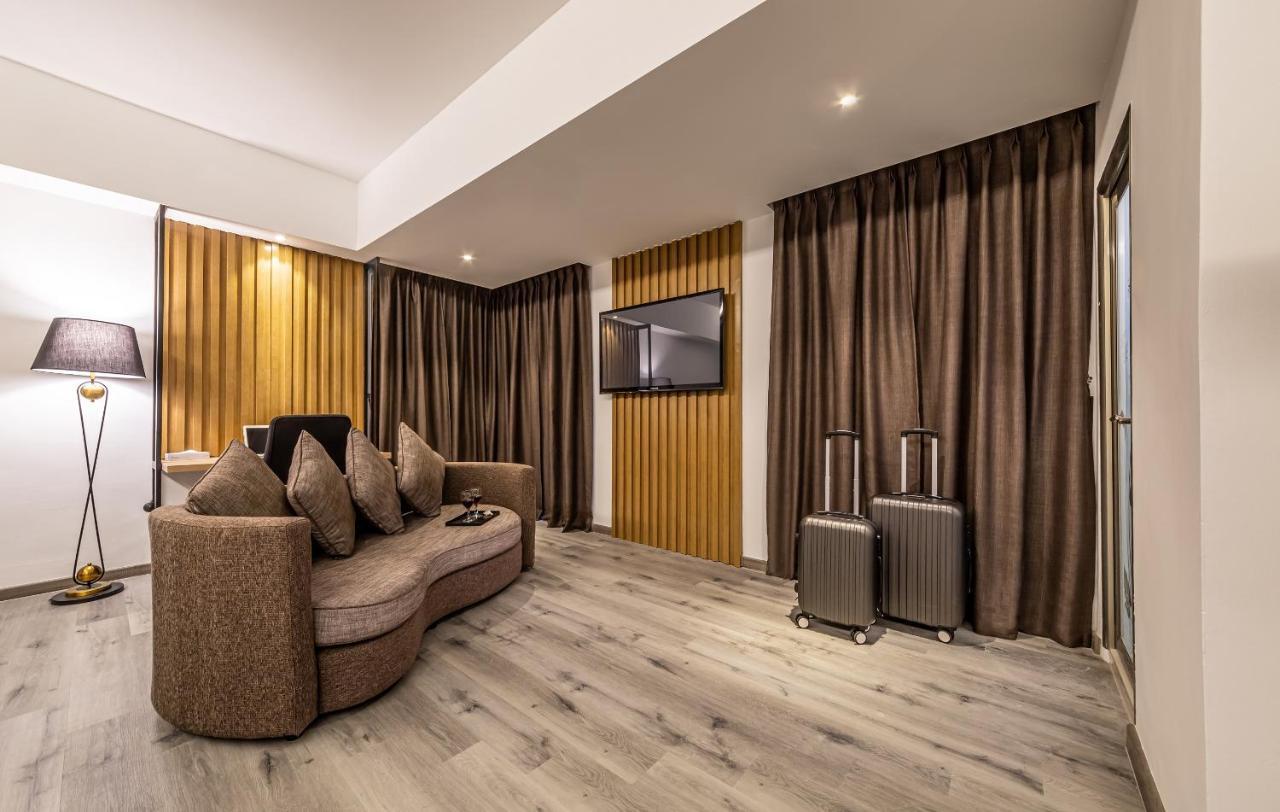 Thy Executive Hotel Johor Bahru Zewnętrze zdjęcie