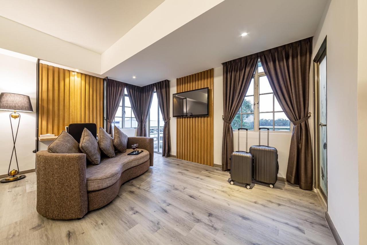 Thy Executive Hotel Johor Bahru Zewnętrze zdjęcie