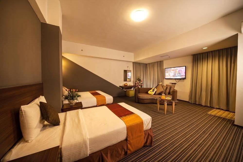 Thy Executive Hotel Johor Bahru Zewnętrze zdjęcie